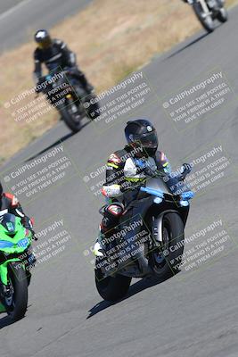 media/Nov-12-2023-Classic Track Days (Sun) [[11f17acb81]]/Group 3/session 2 turn 9/